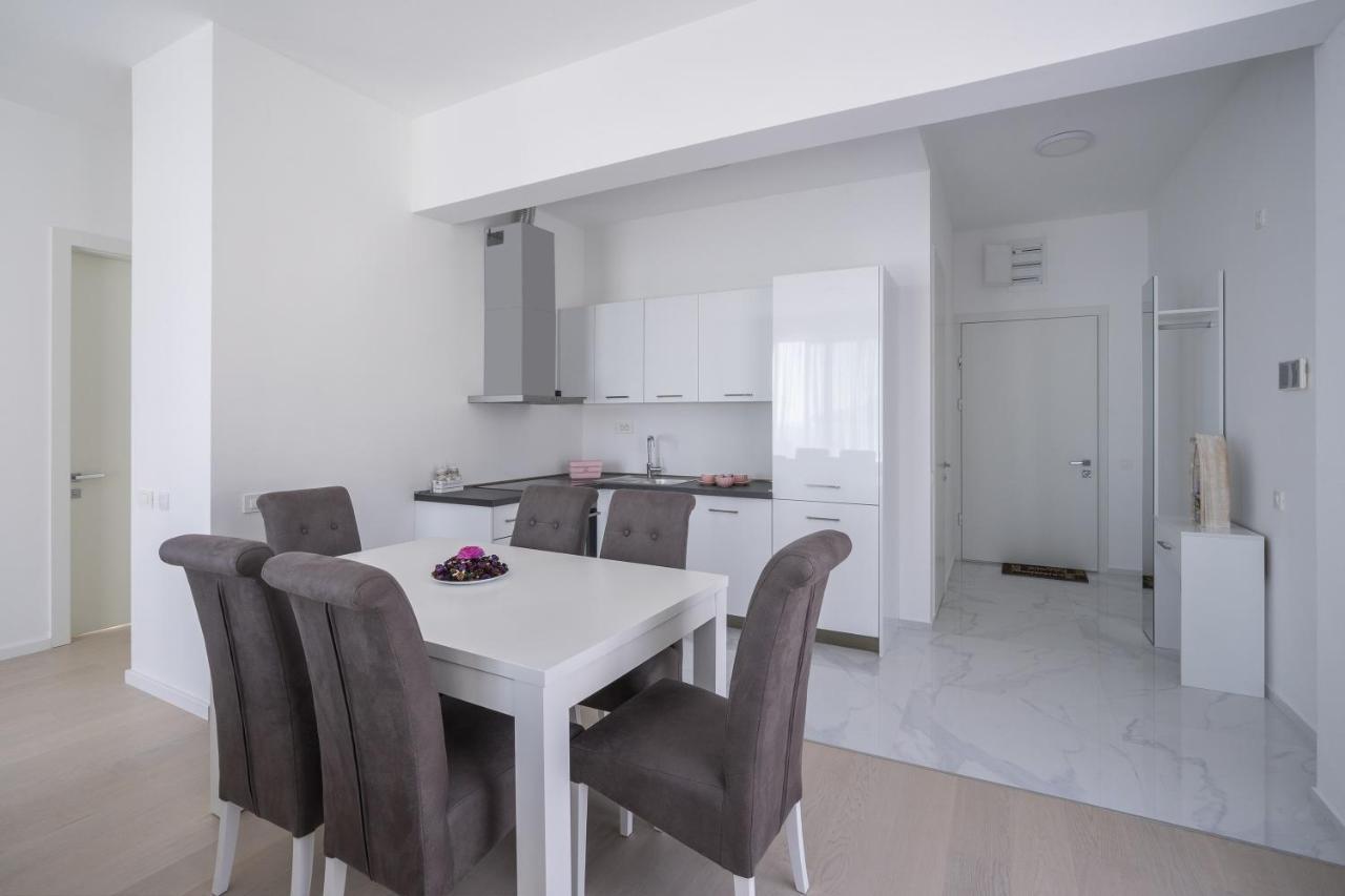 Montesun Apartments Becici Boreti Εξωτερικό φωτογραφία